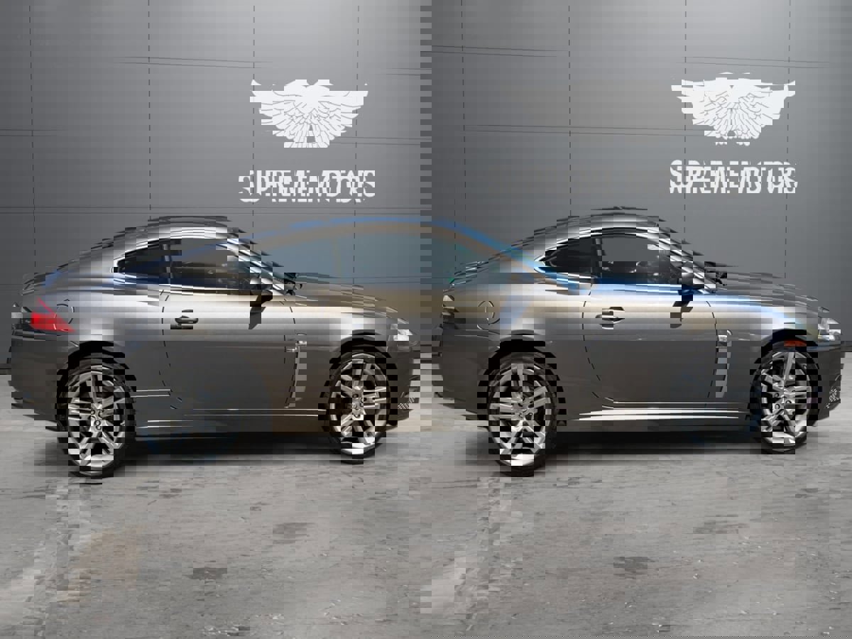Used 2009 Jaguar XKR R image 6