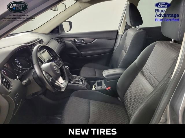 Used 2020 Nissan Rogue SV image 13