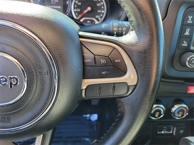 Used 2017 Jeep Renegade Latitude image 15