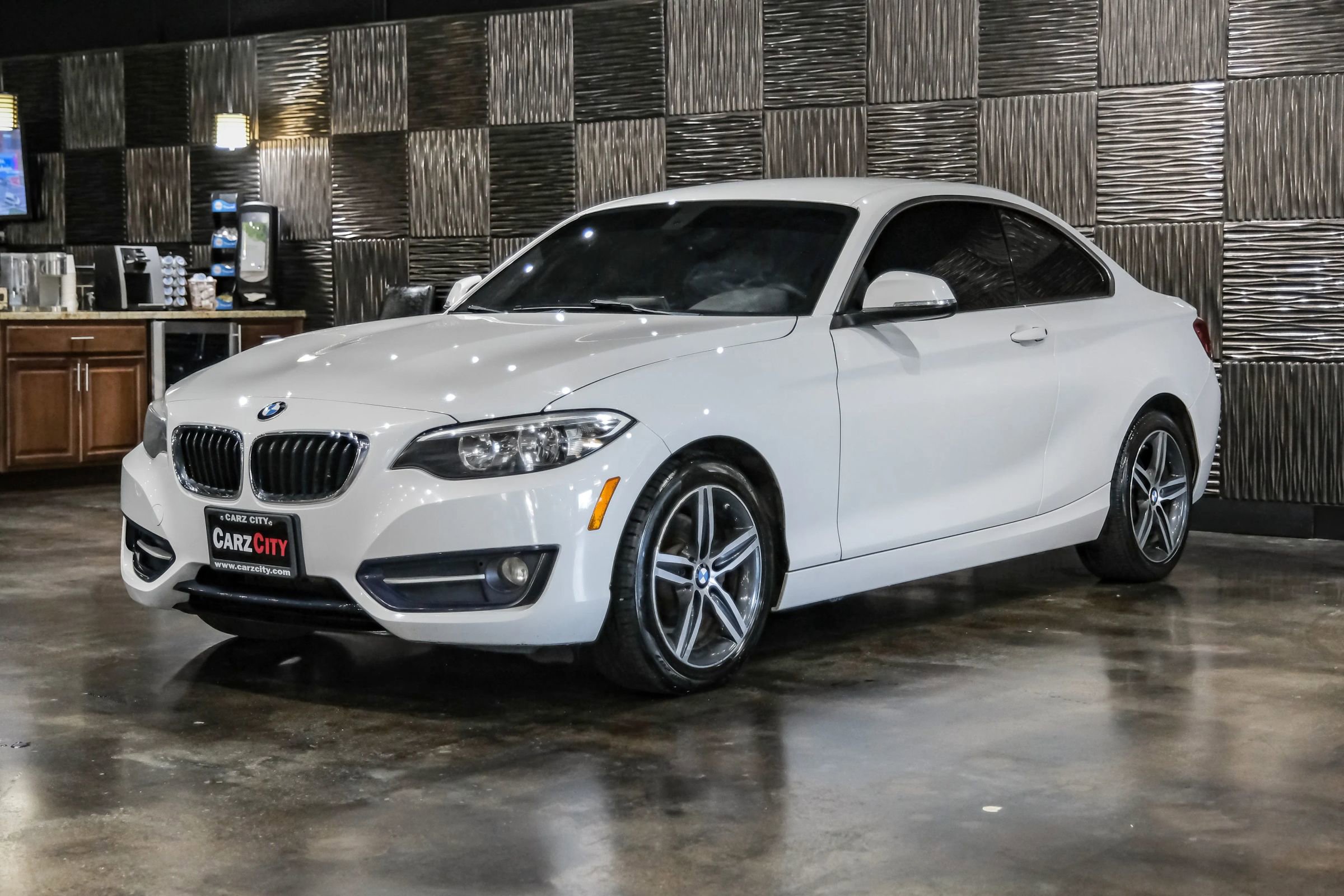 Used 2017 BMW 230i Coupe RWD image 6