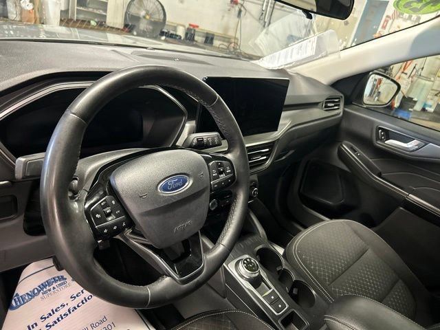 Used 2023 Ford Escape Active w/ Tech Pack #2 AWD/4WD image 15