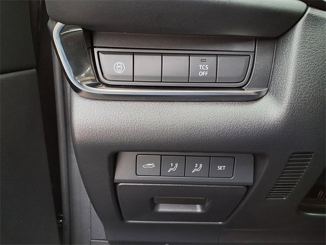 Used 2020 MAZDA CX-30 FWD w/ Premium Package image 22