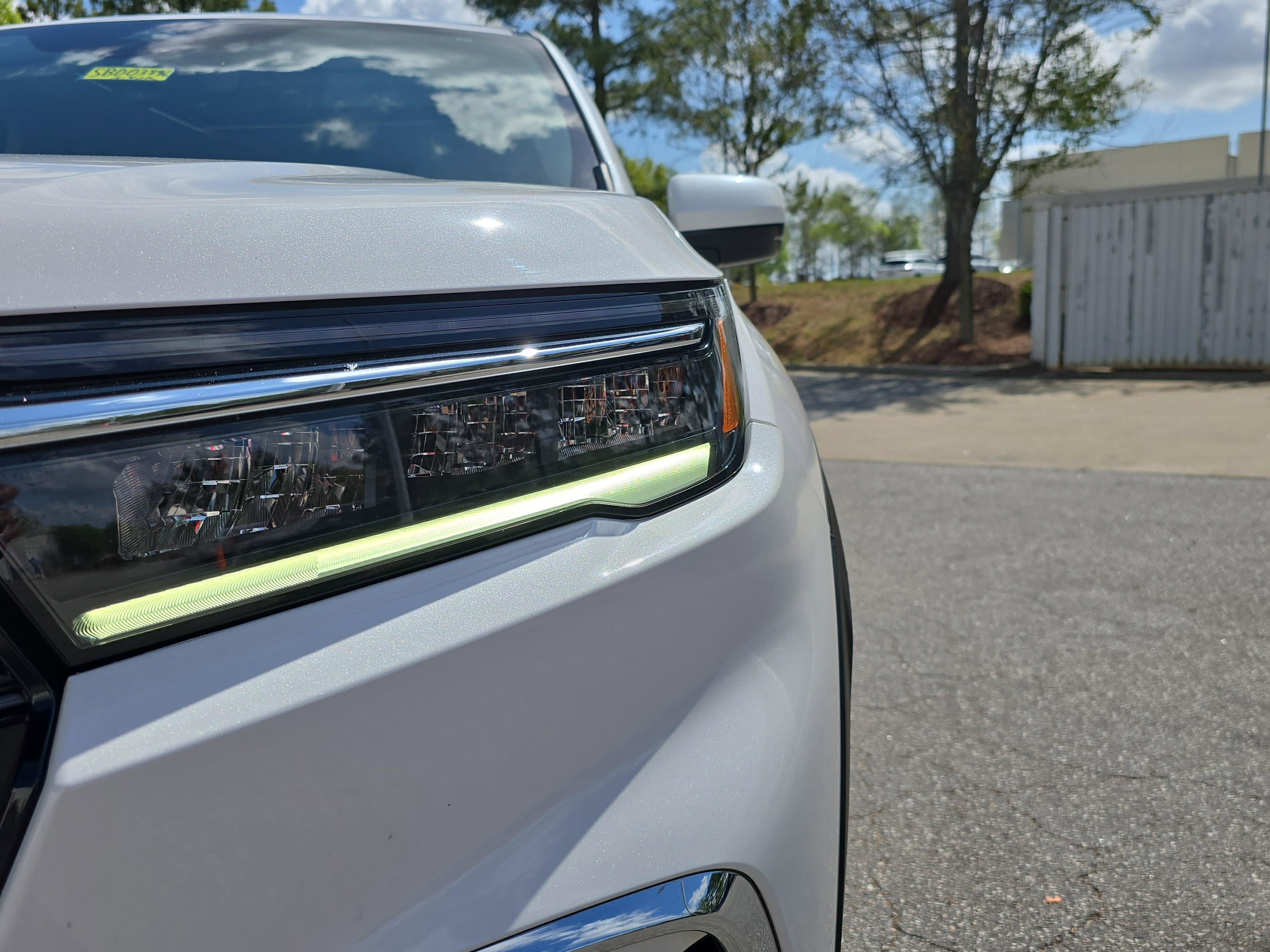 Used 2025 Honda Pilot Touring image 34