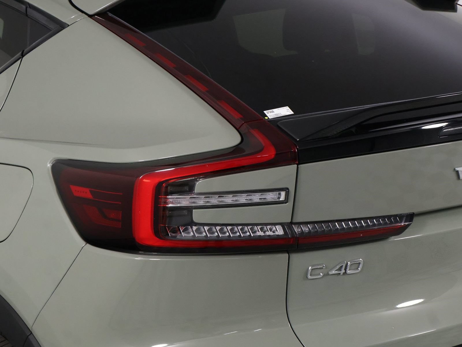 Used 2023 Volvo C40 P8 Recharge Ultimate AWD/4WD image 18