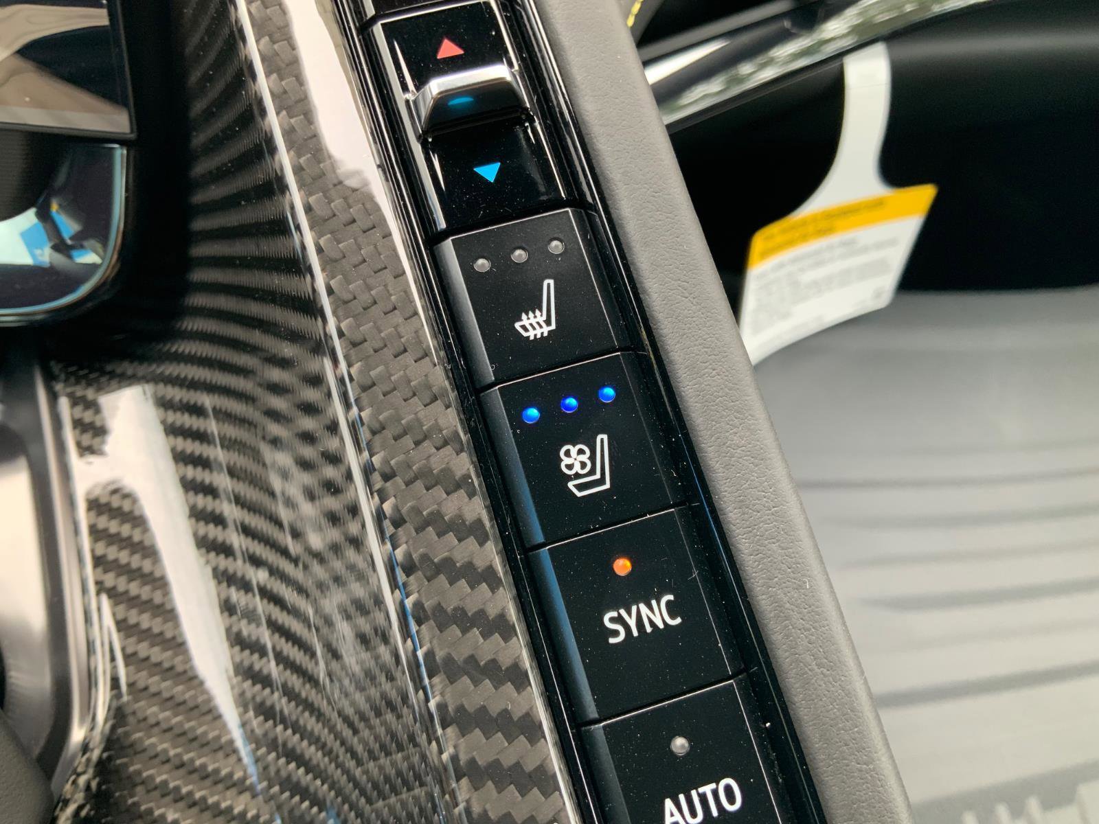 New 2025 Chevrolet Corvette E-Ray image 19