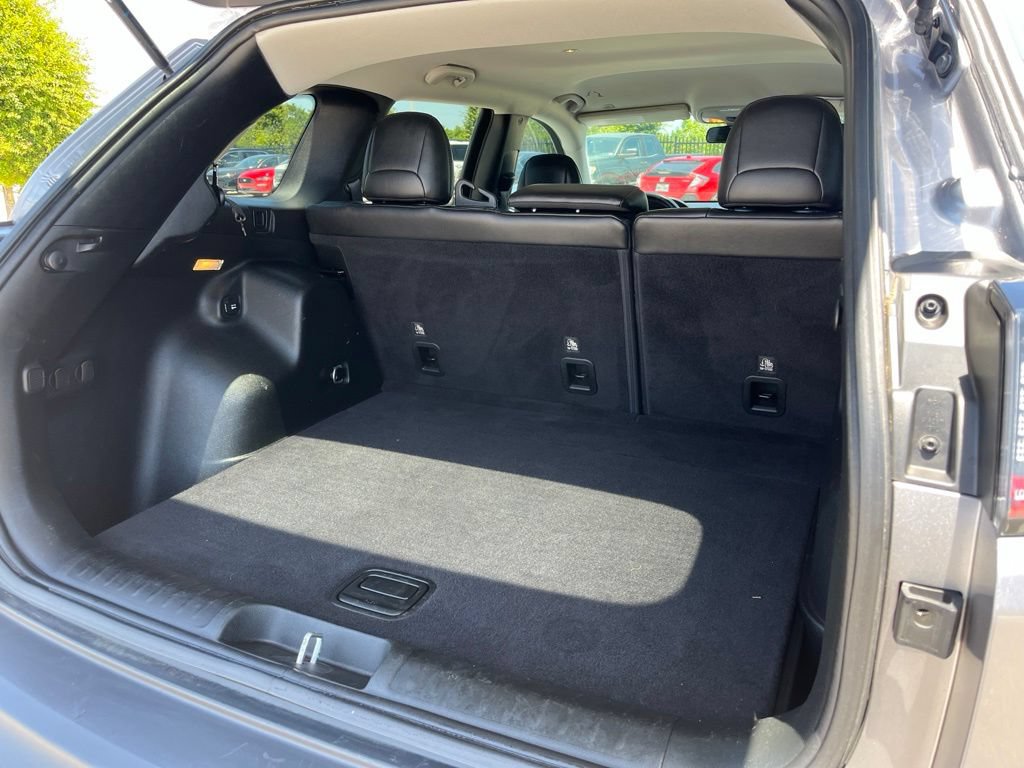Used 2019 Jeep Cherokee Latitude Plus FWD image 10