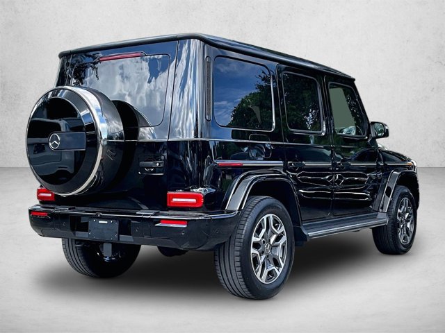 Used 2025 Mercedes-Benz G 550 image 2