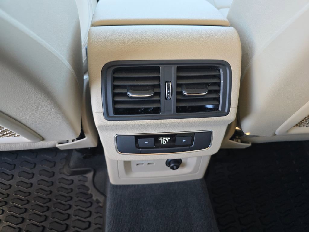 Used 2022 Audi Q5 2.0T Premium Plus w/ Premium Plus Package image 28