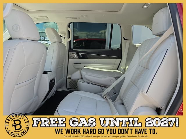 New 2027 Buick Enclave Avenir w/ LPO, Floor Liner Package FWD image 15