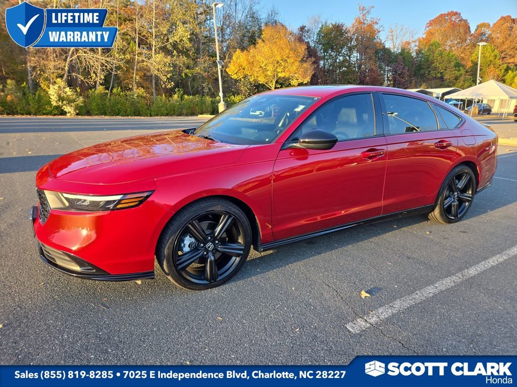Used 2023 Honda Accord Sport image 1