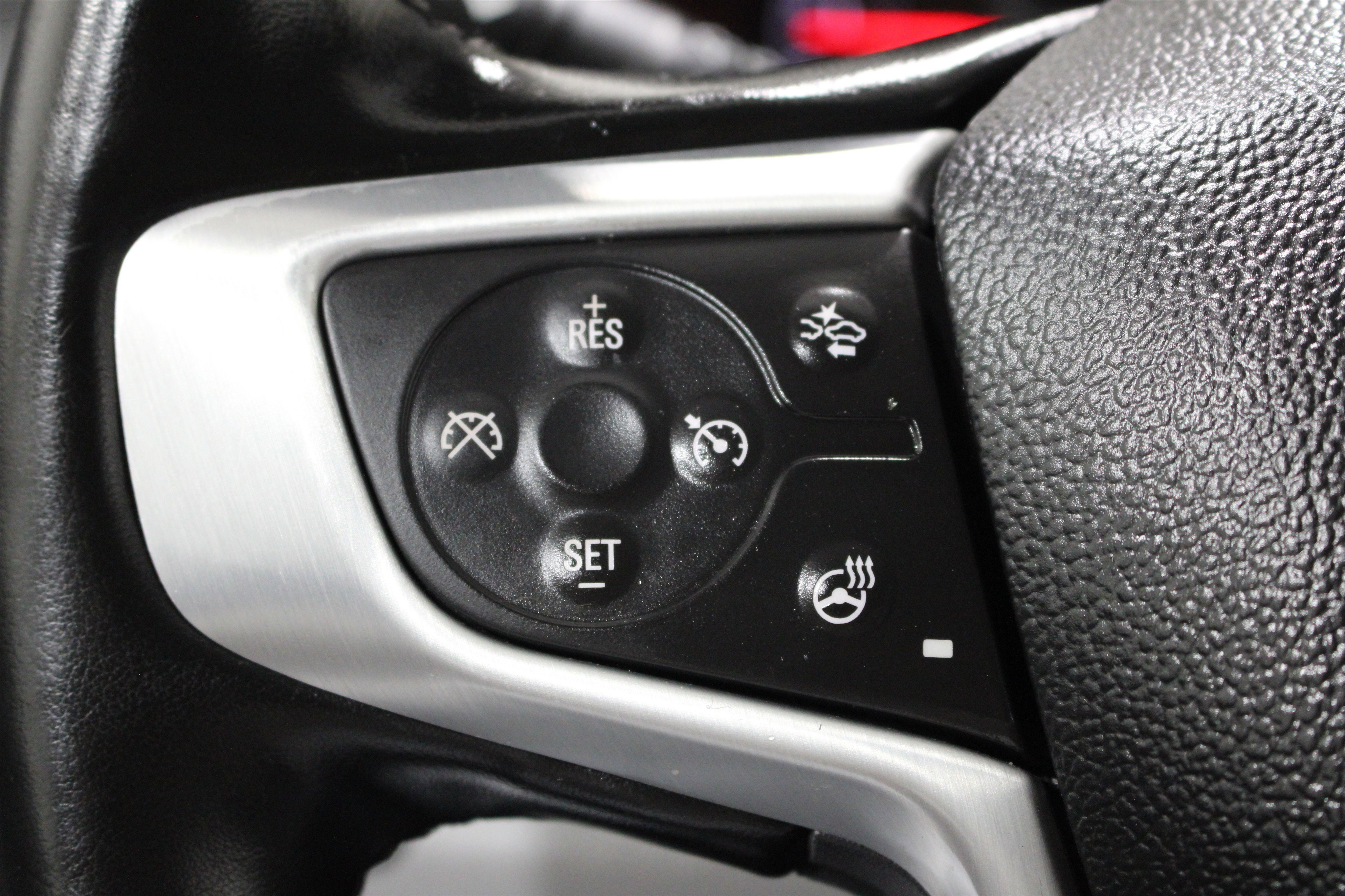 Used 2023 GMC Terrain SLT AWD/4WD image 12