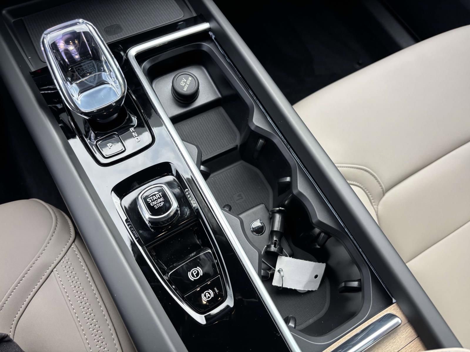 New 2026 Volvo XC60 B5 Plus w/ Protection Package Premier image 22