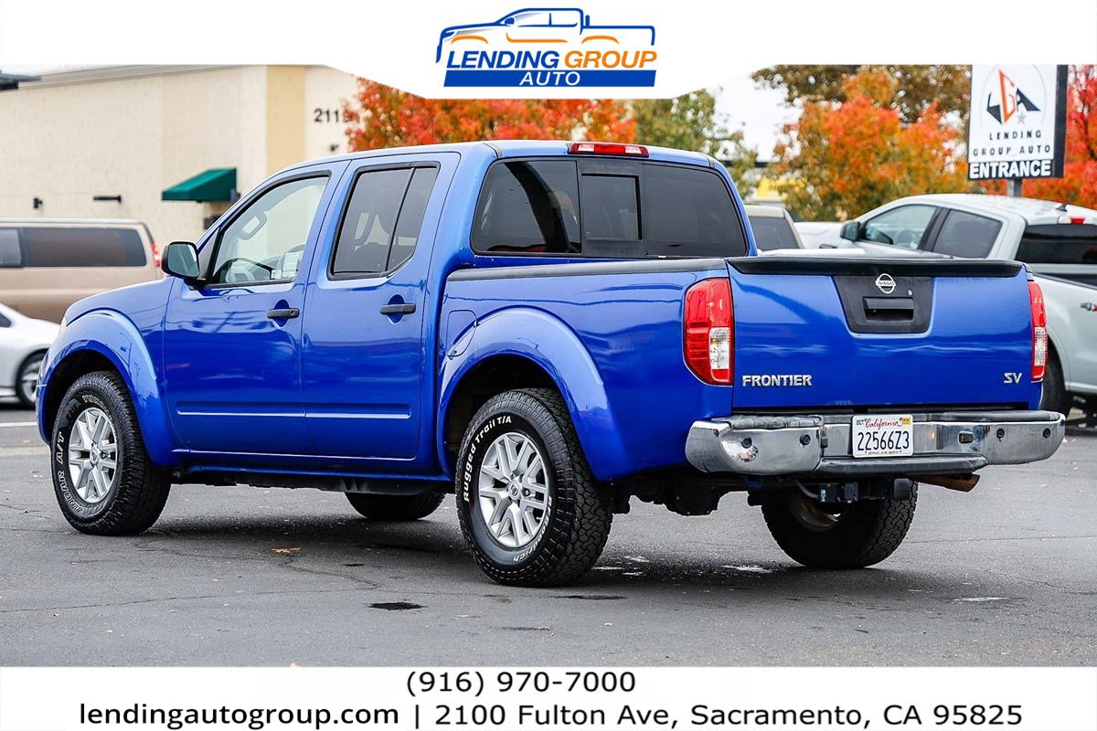 Used 2014 Nissan Frontier SV w/ SV Value Truck Package image 2