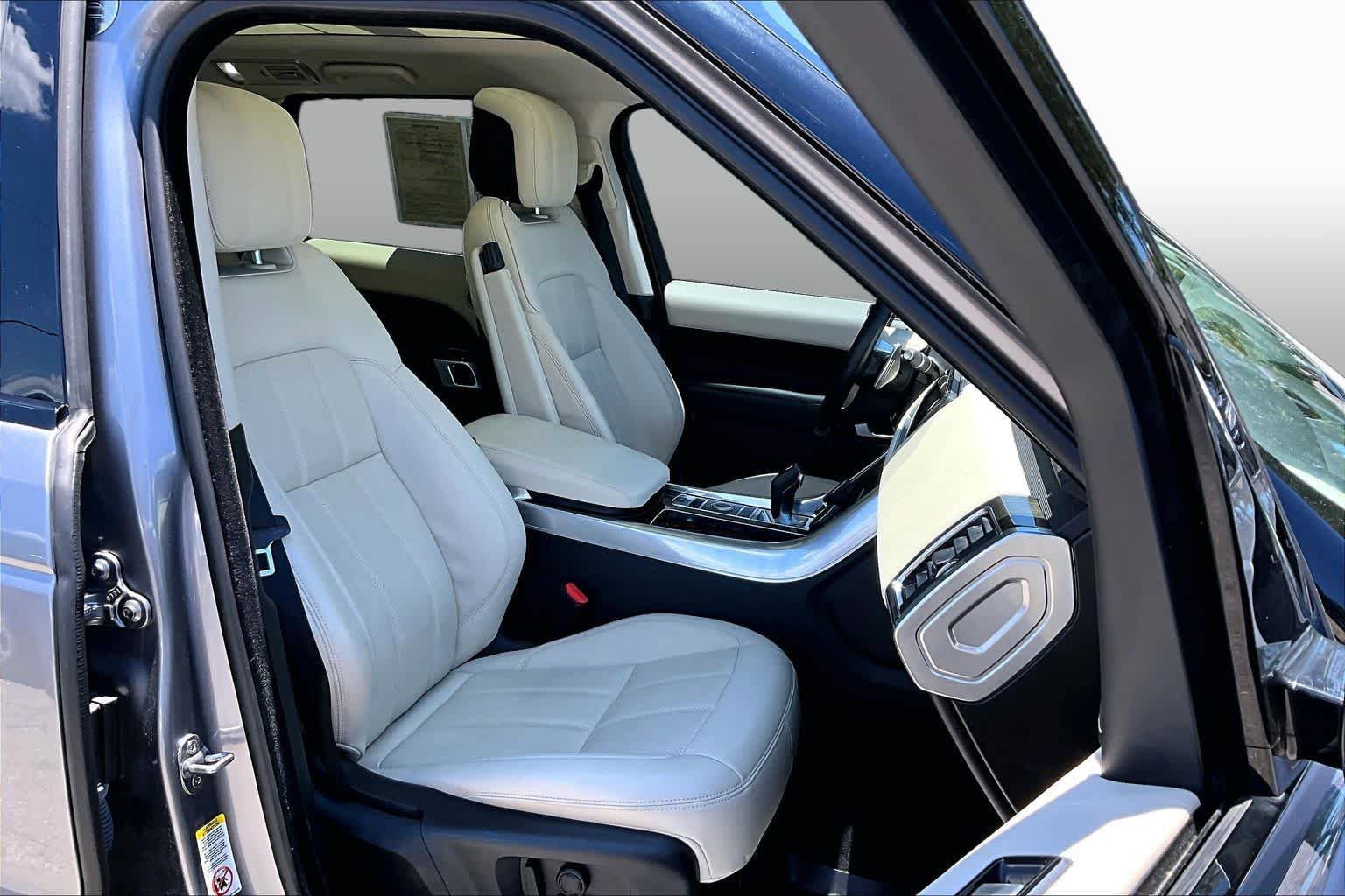 Used 2022 Land Rover Range Rover Sport HSE Silver Edition AWD/4WD image 9
