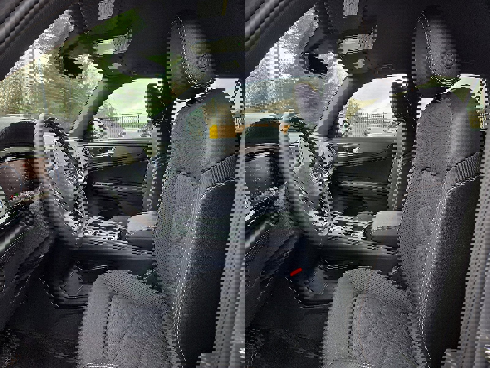 Used 2024 Volkswagen Atlas Cross Sport SE image 14