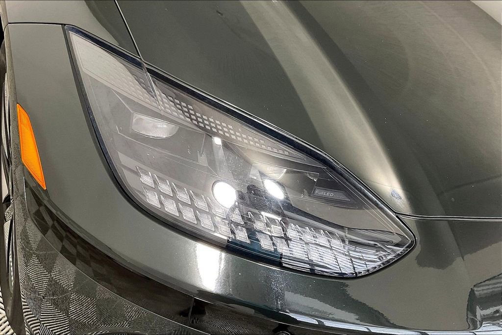 Used 2024 Hyundai Ioniq 6 SE RWD image 27