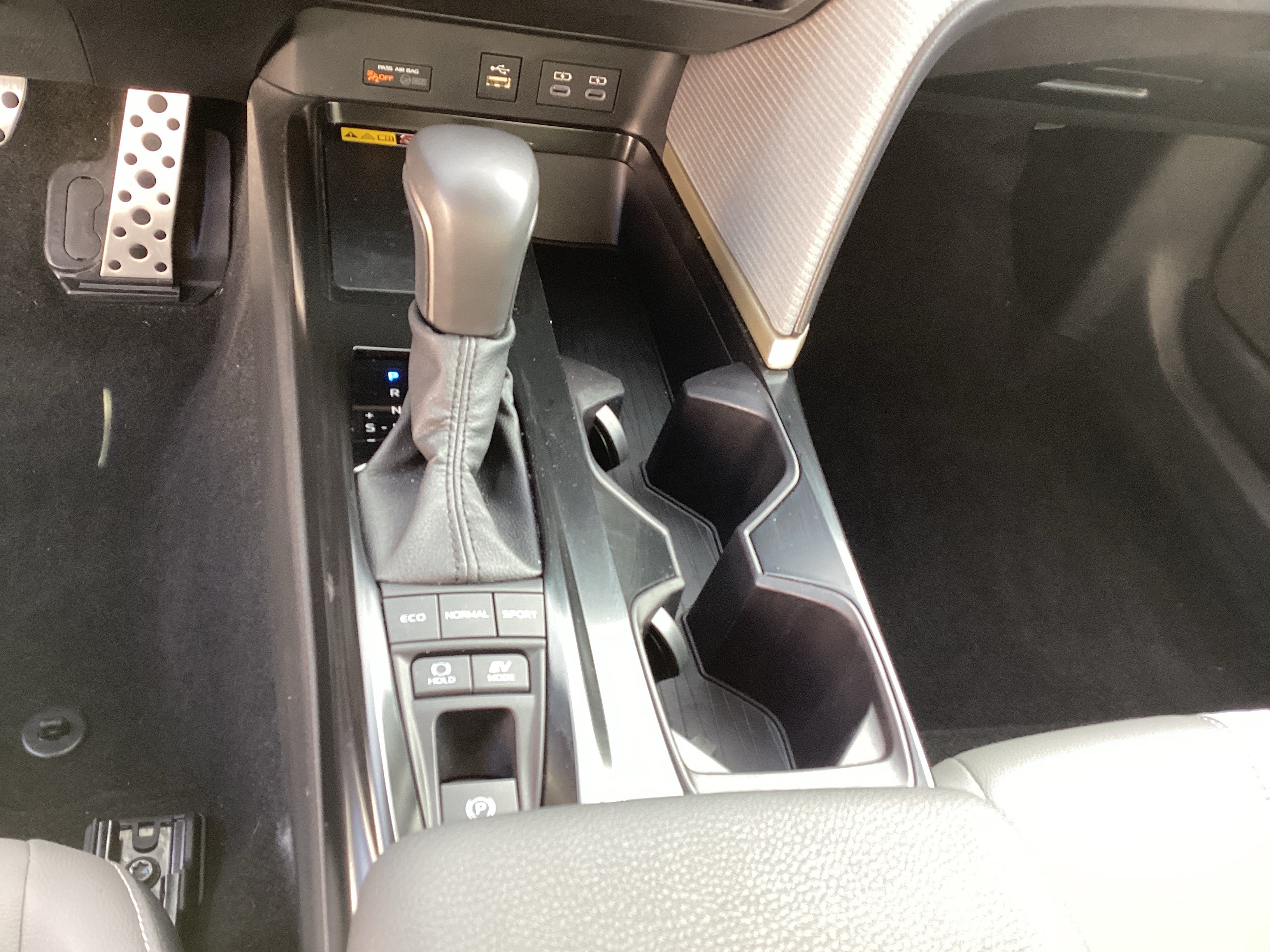 Used 2026 Toyota Camry SE w/ Multimedia Upgrade Package FWD image 16