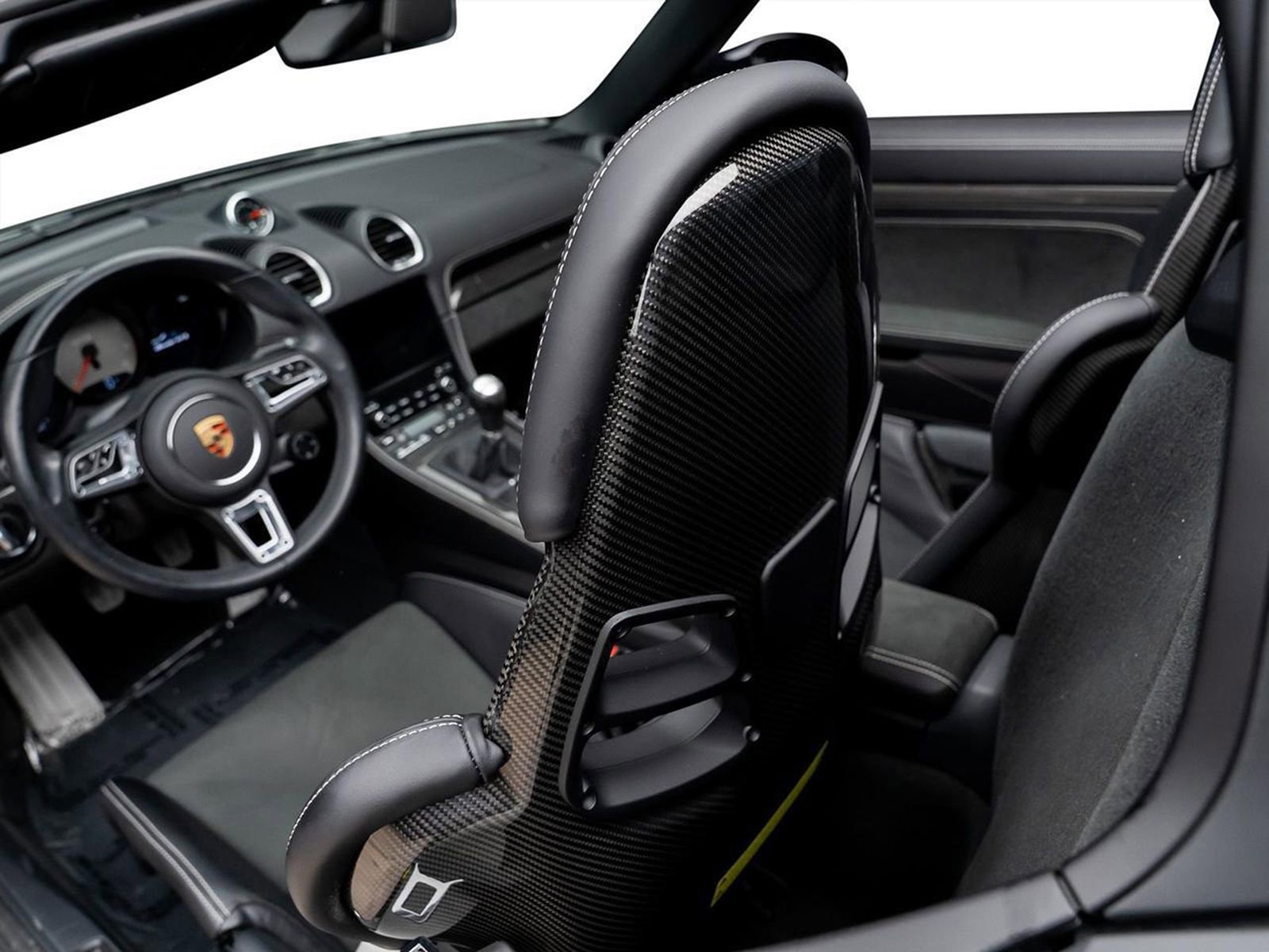 Used 2024 Porsche 718 Boxster GTS image 31