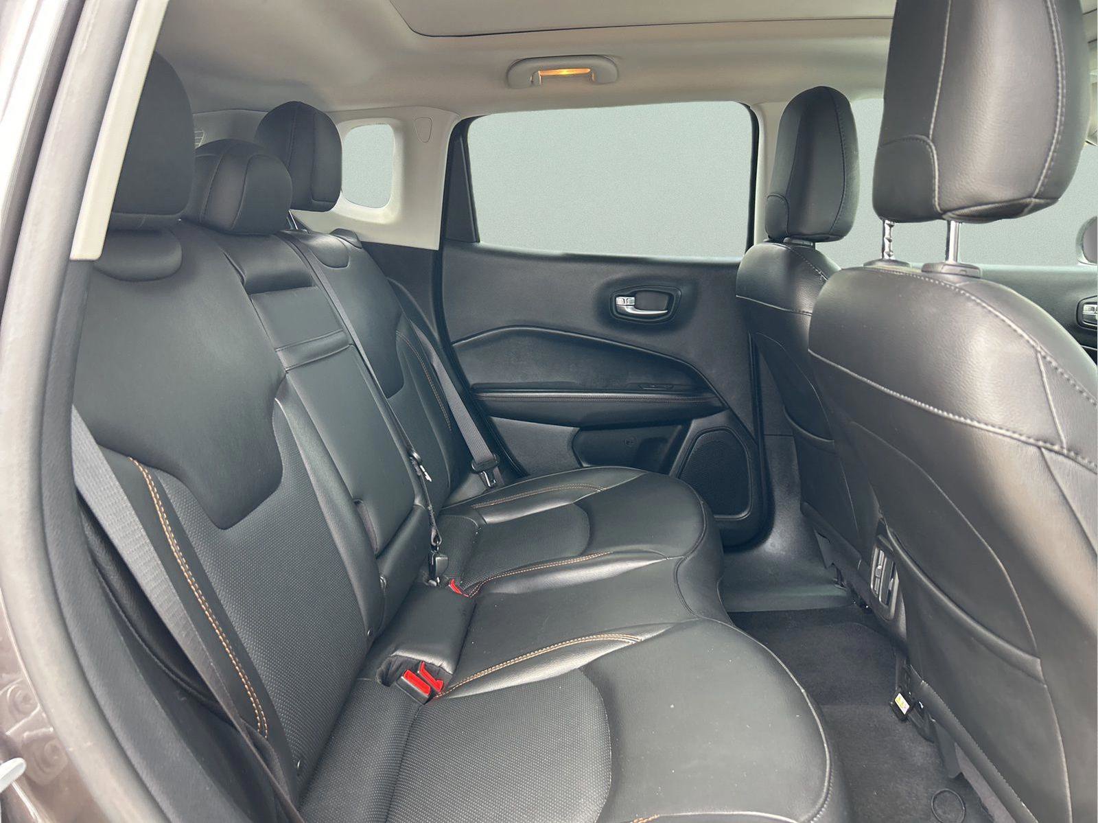 Certified 2020 Jeep Compass Limited image 29