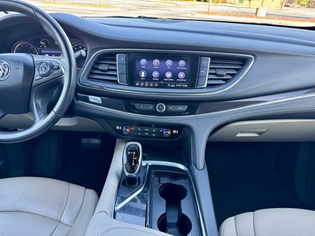 Used 2020 Buick Enclave Essence w/ Sound and Sites Package image 24