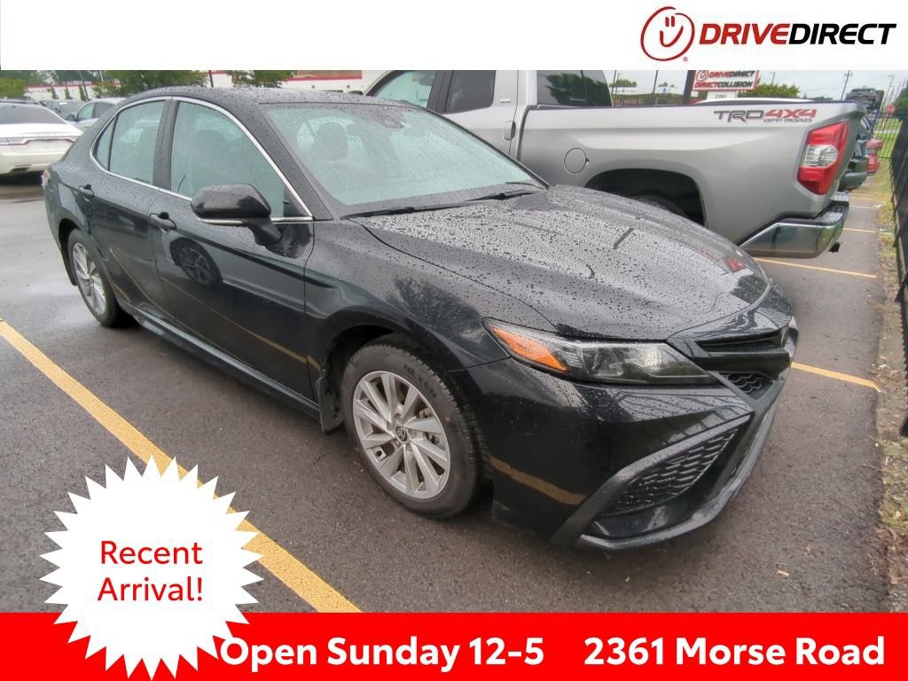 Used 2024 Toyota Camry SE
