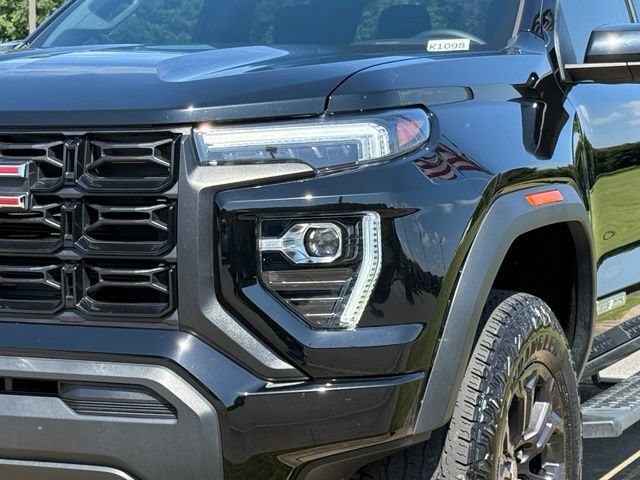 Used 2024 GMC Canyon Elevation w/ Trailering Package RWD image 11