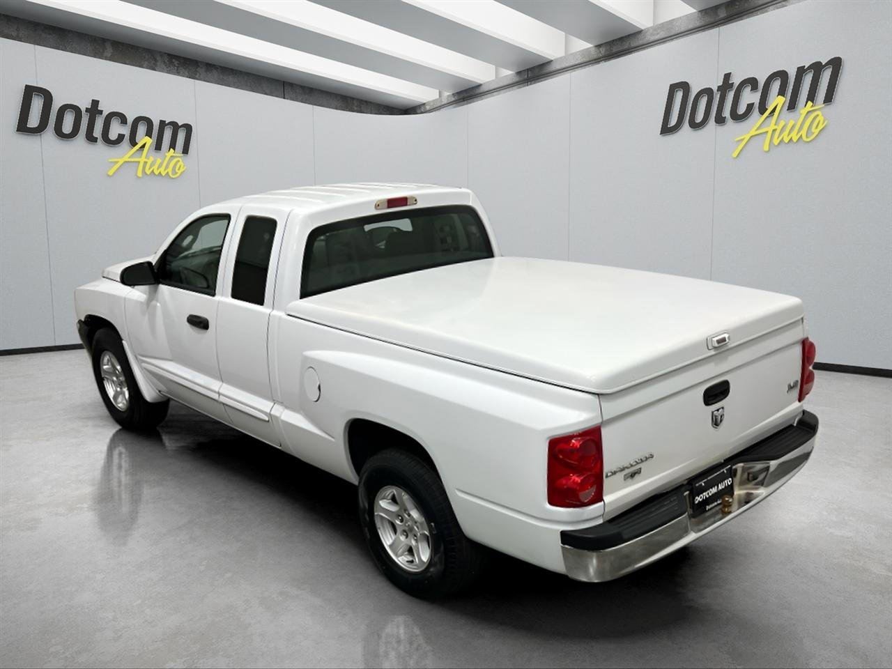 Used 2005 Dodge Dakota Laramie w/ Sport Appearance Group image 4