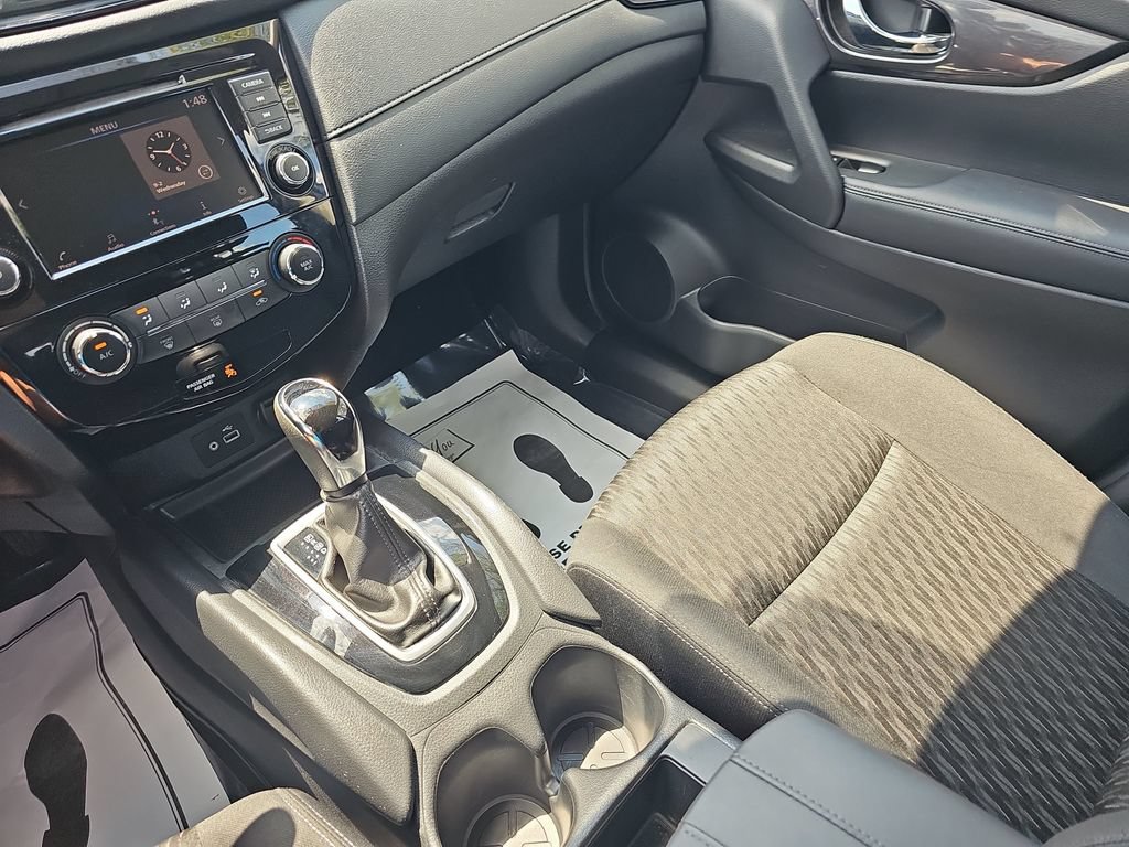 Used 2018 Nissan Rogue S AWD/4WD image 24