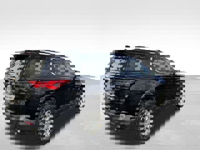 Used 2023 Chevrolet Traverse LT w/ Rear Camera Mirror Package image 44