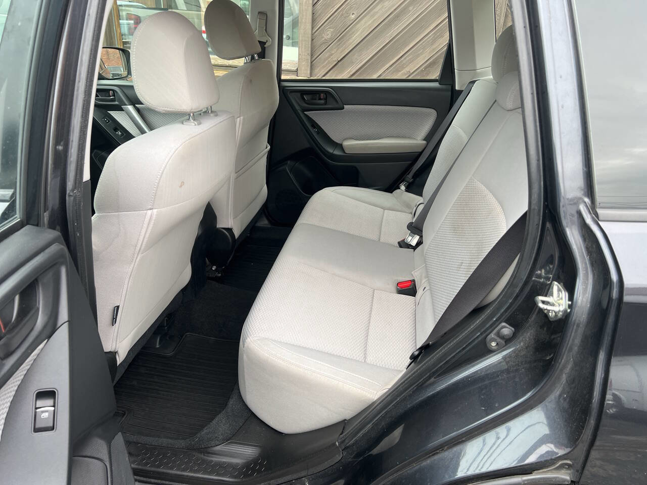 Used 2018 Subaru Forester 2.5i w/ Alloy Wheel Package image 16