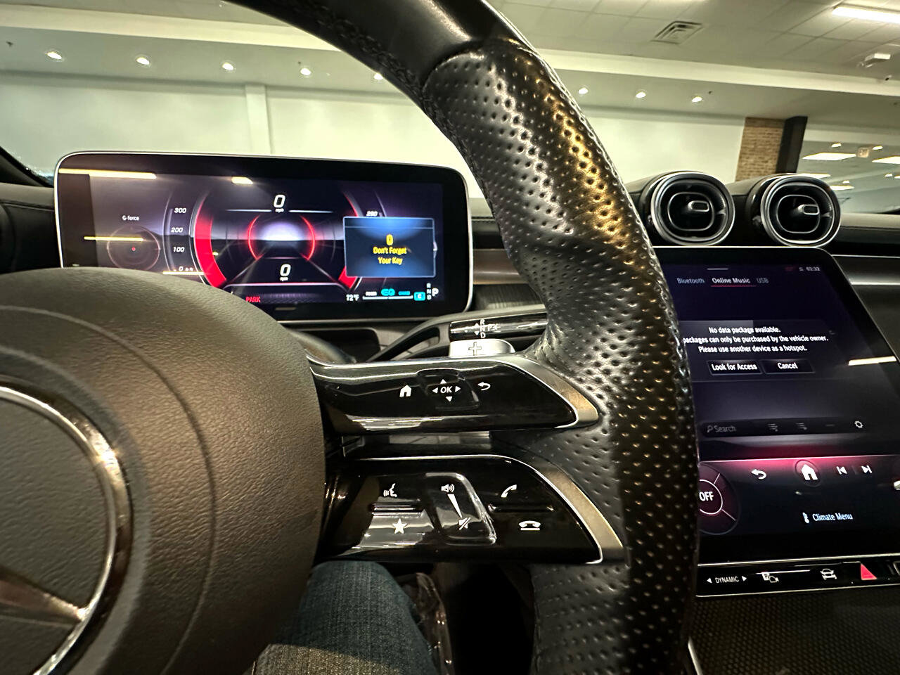 Used 2022 Mercedes-Benz C 300 4MATIC Sedan image 33