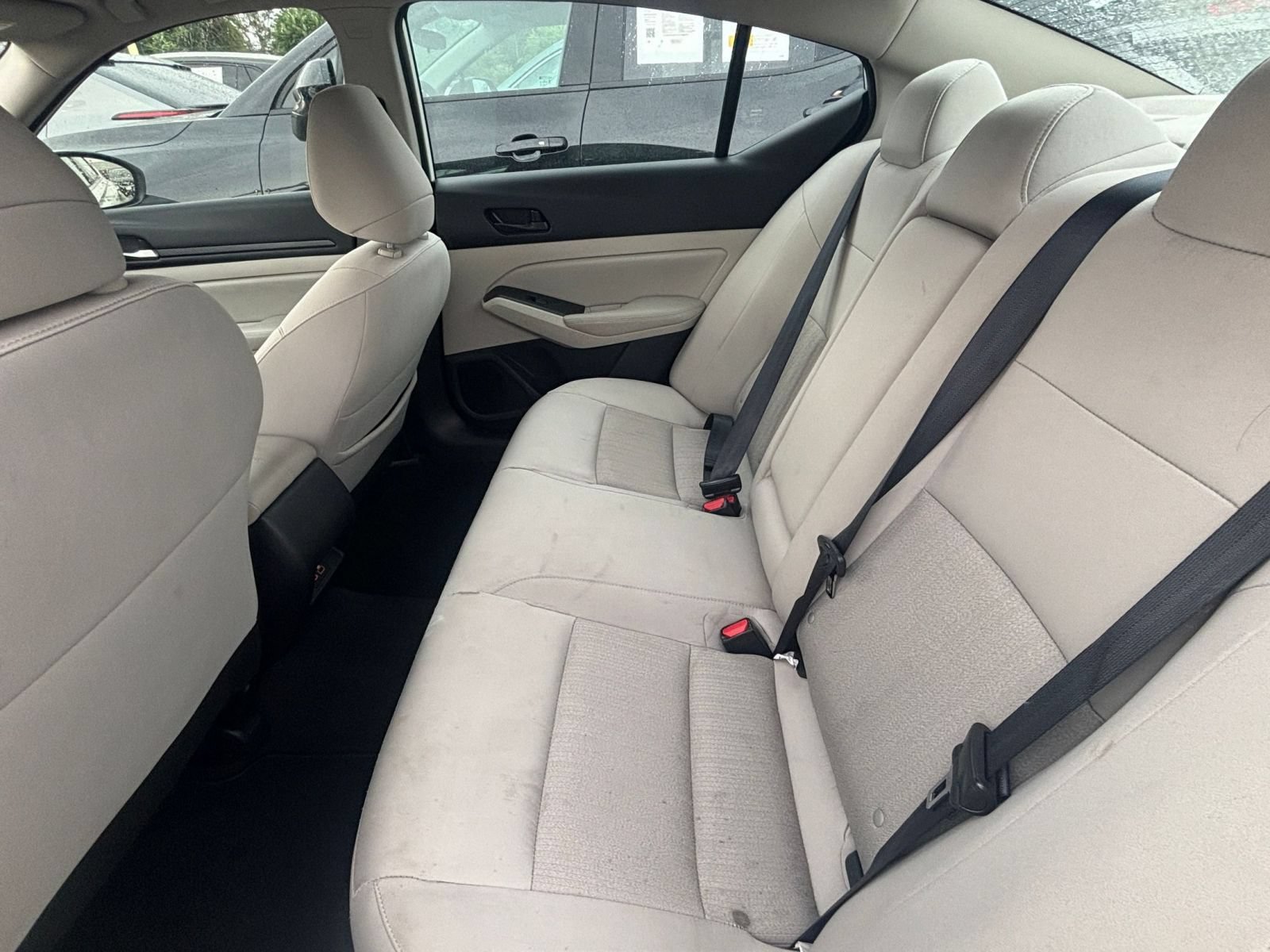 Used 2025 Nissan Altima 2.5 SV FWD image 23