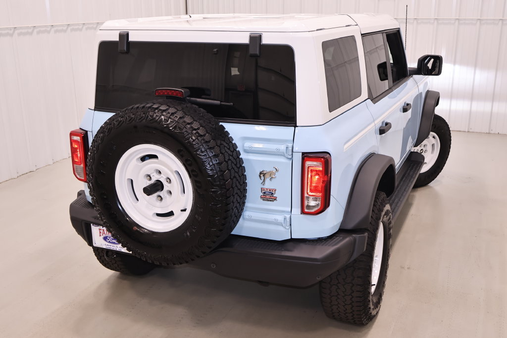 Used 2025 Ford Bronco Heritage Edition AWD/4WD image 40