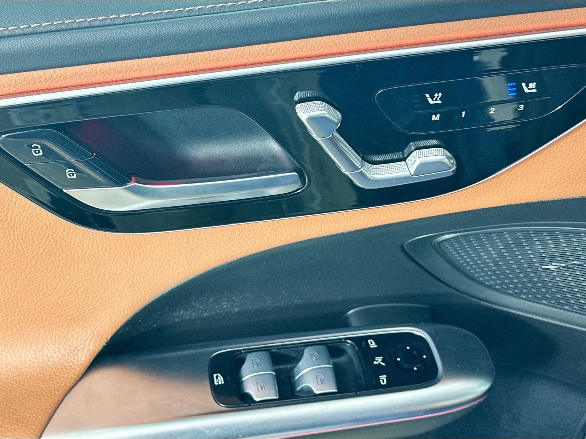 Certified 2022 Mercedes-Benz C 300 4MATIC Sedan image 21