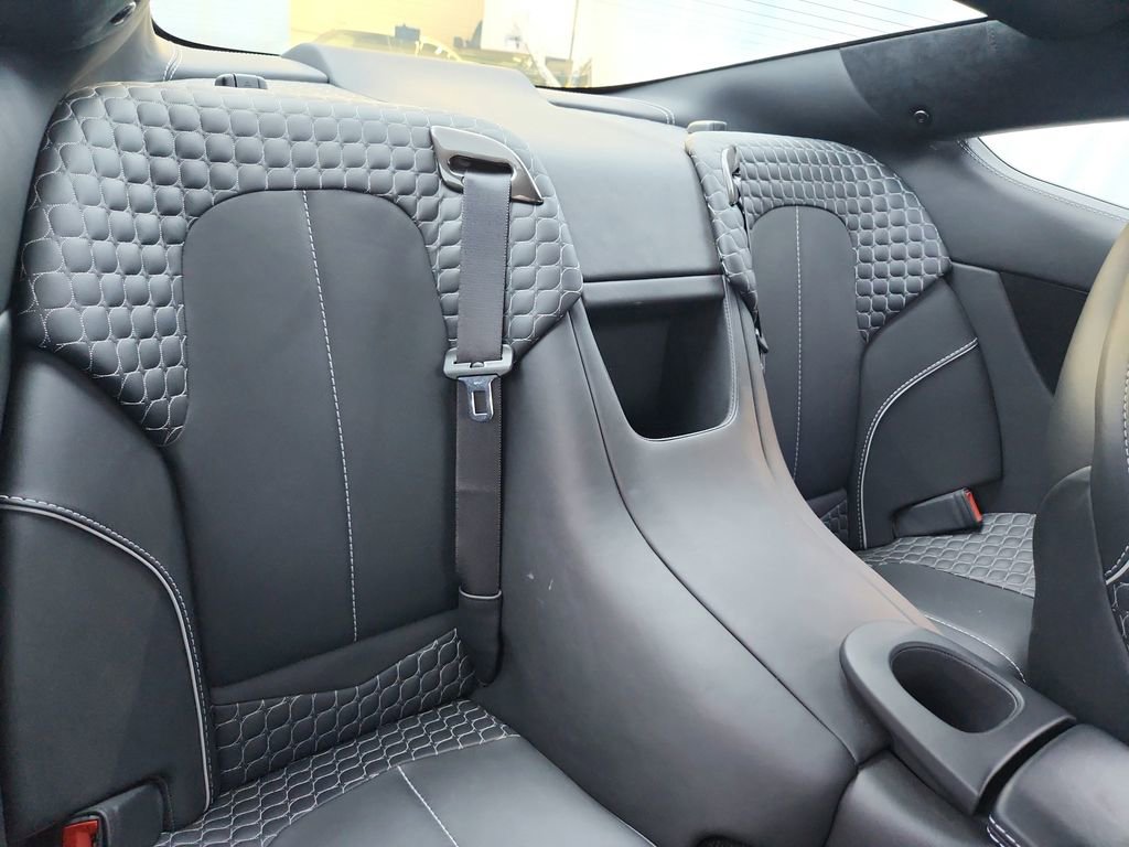 Used 2015 Aston Martin Vanquish Coupe image 77