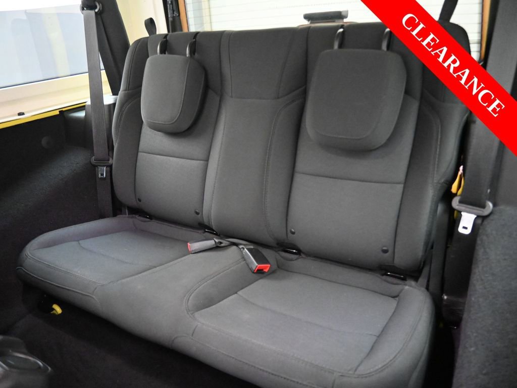 Used 2023 Jeep Wrangler Sport S image 17