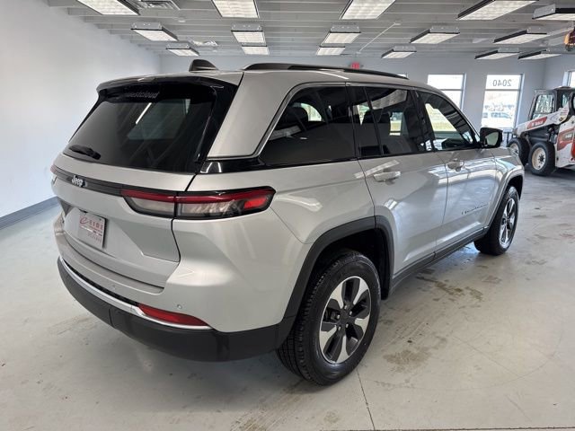 Used 2024 Jeep Grand Cherokee Limited 4xe image 13