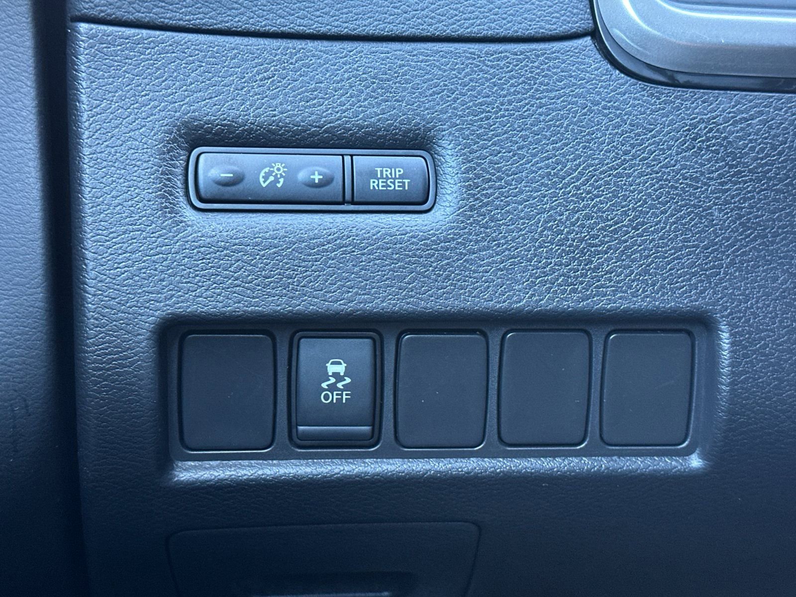 Used 2017 Nissan Murano S image 30