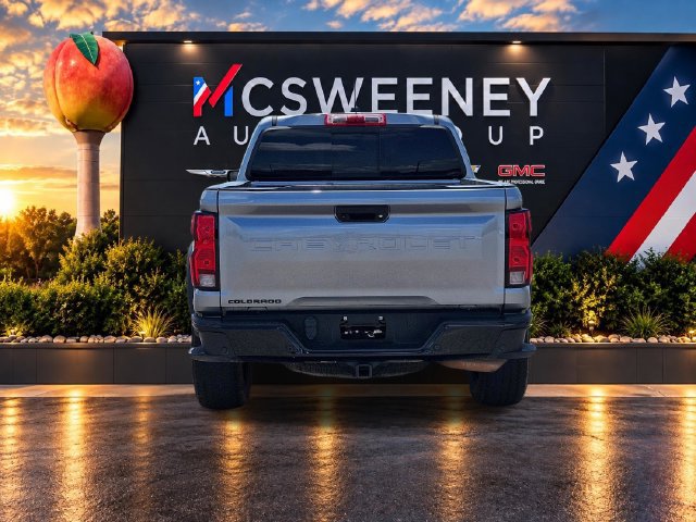 Used 2024 Chevrolet Colorado Trail Boss w/ Advanced Trailering Package AWD/4WD image 4