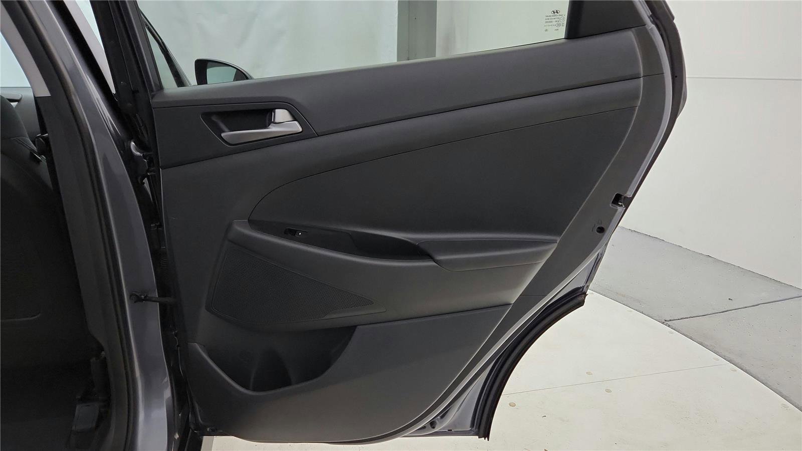 Used 2018 Hyundai Tucson SE AWD/4WD image 19