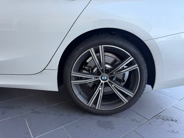 Used 2023 BMW 330i Sedan w/ Driving Assistance Package RWD image 10