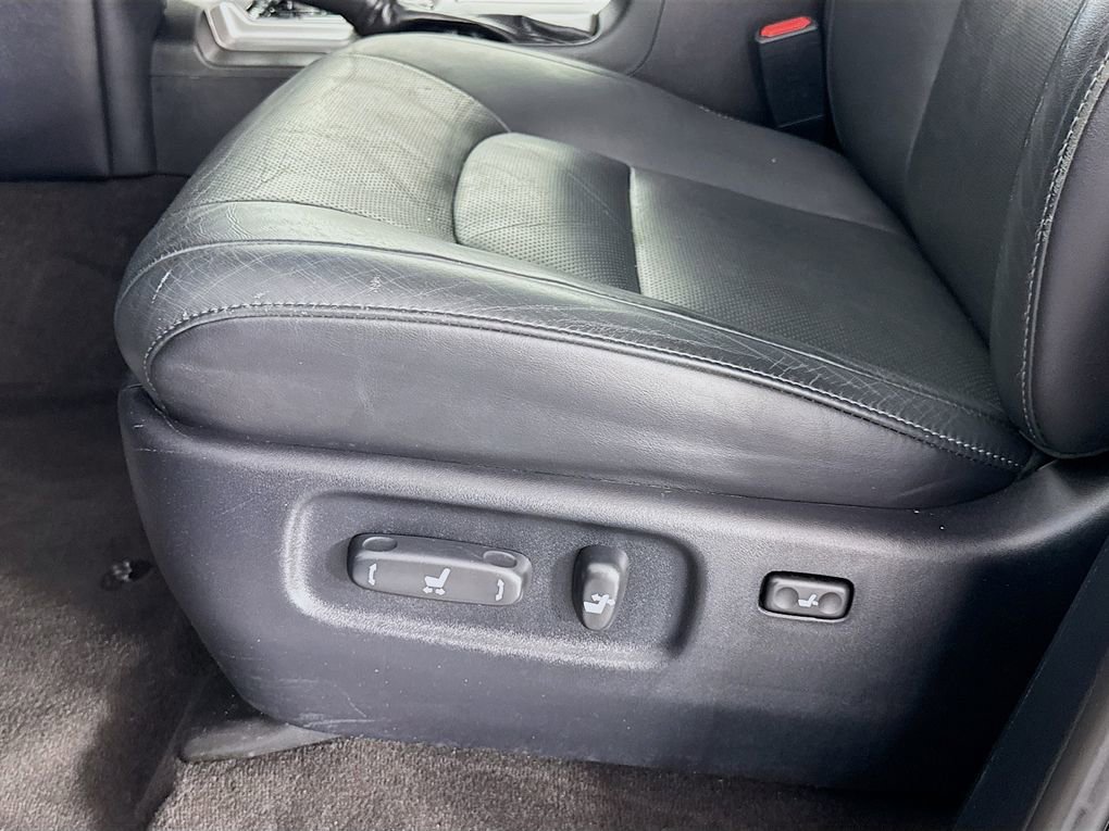 Used 2019 Toyota Land Cruiser image 25