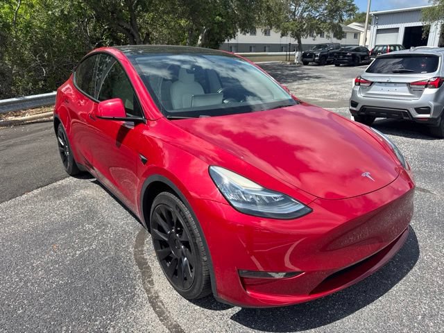 Used 2022 Tesla Model Y Long Range AWD/4WD image 3