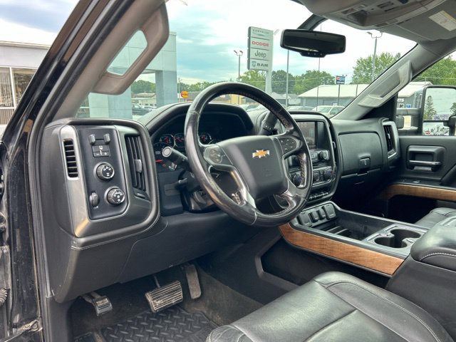 Used 2015 Chevrolet Silverado 3500 LTZ w/ Duramax Plus Package AWD/4WD image 30