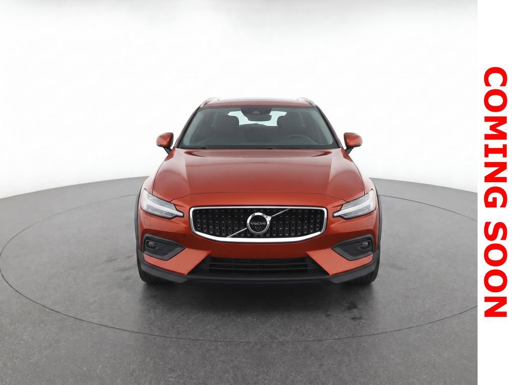 Used 2020 Volvo V60 T5 Cross Country AWD/4WD image 7