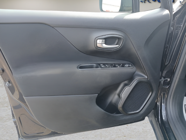 Used 2020 Jeep Renegade Sport AWD/4WD image 22