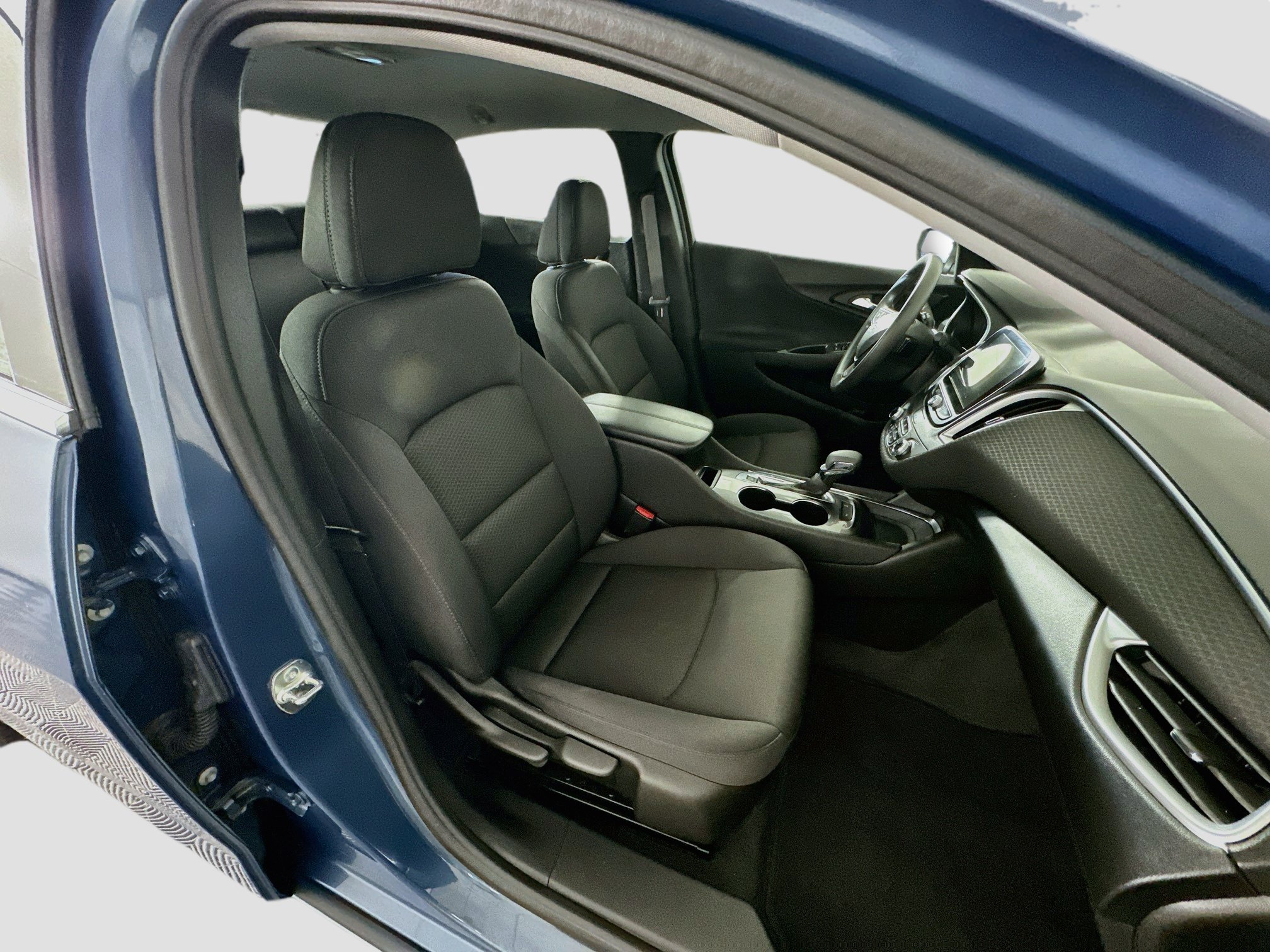 Used 2024 Chevrolet Malibu LT FWD image 29