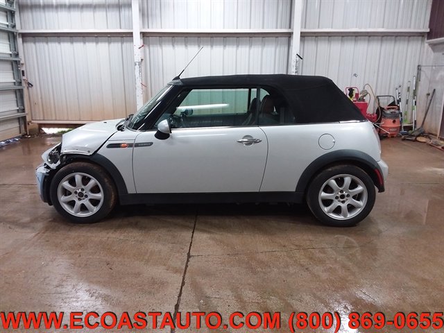 Used 2008 MINI Cooper Convertible image 3