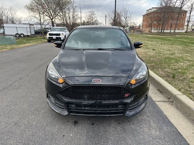 Used 2017 Ford Focus ST image 4