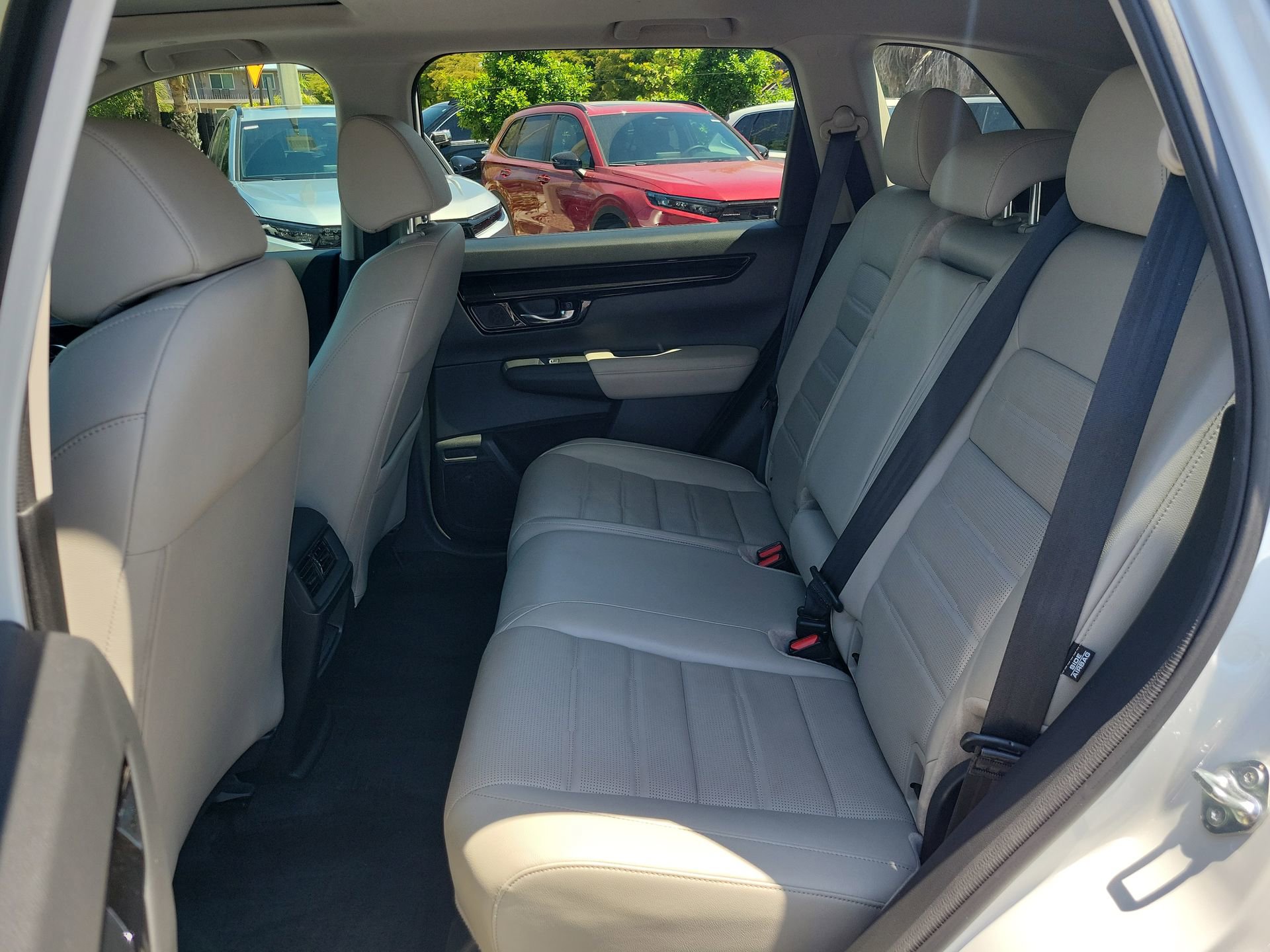 Used 2024 Honda CR-V EX-L image 18